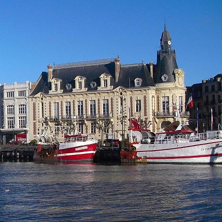 Les Parasols De Trouville Apartment Exterior photo